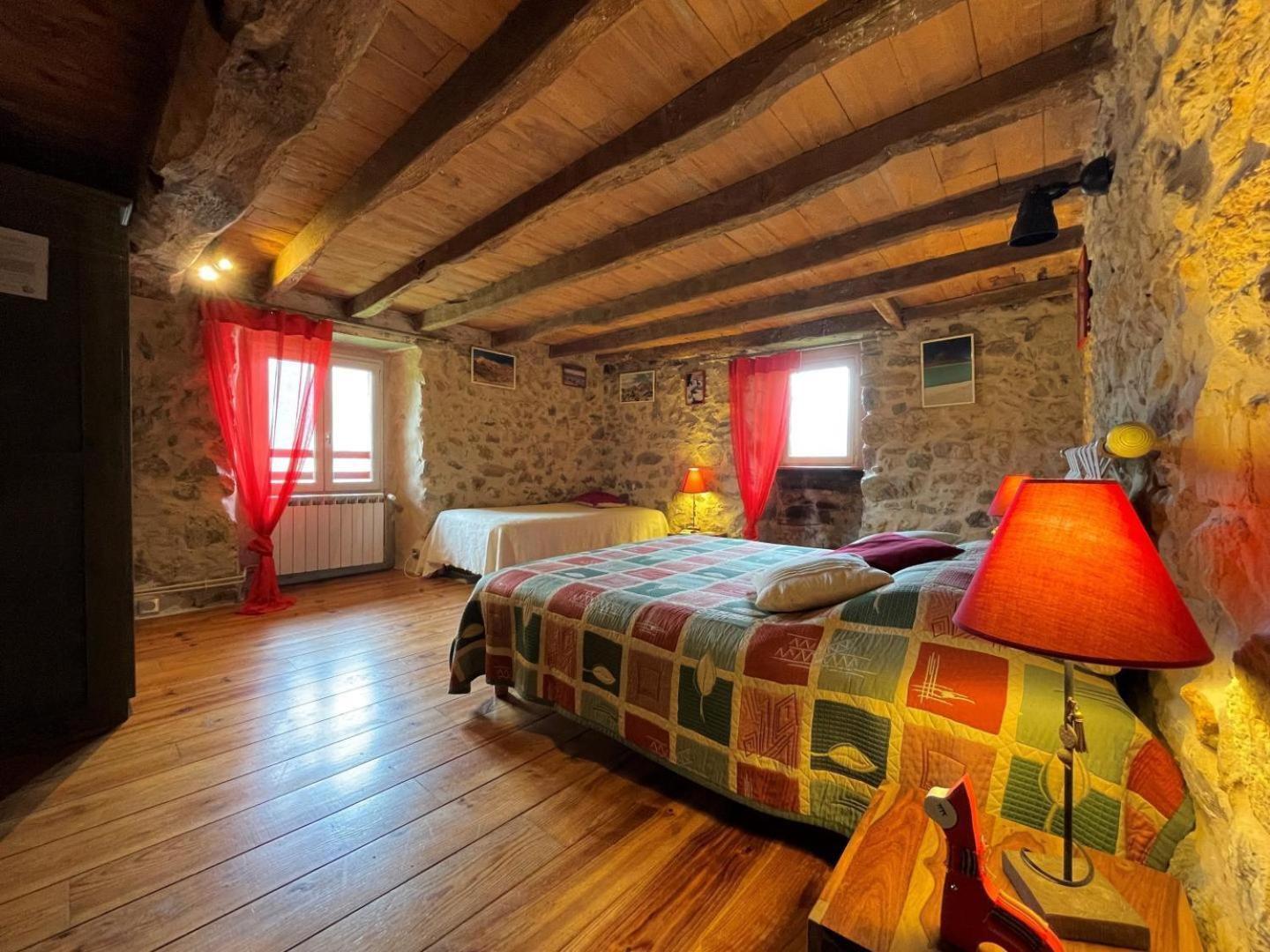 Chambres D'Hotes Idiartekoborda Saint-Etienne-de-Baigorry Exteriör bild